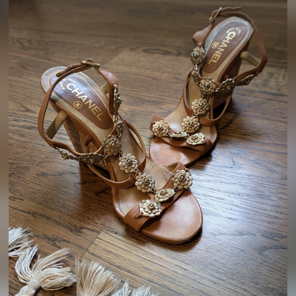 CHANEL Camellia Cork Wedge Sandals | Tan/Brown | Size 39 1/2 (Fits like US 7.5)